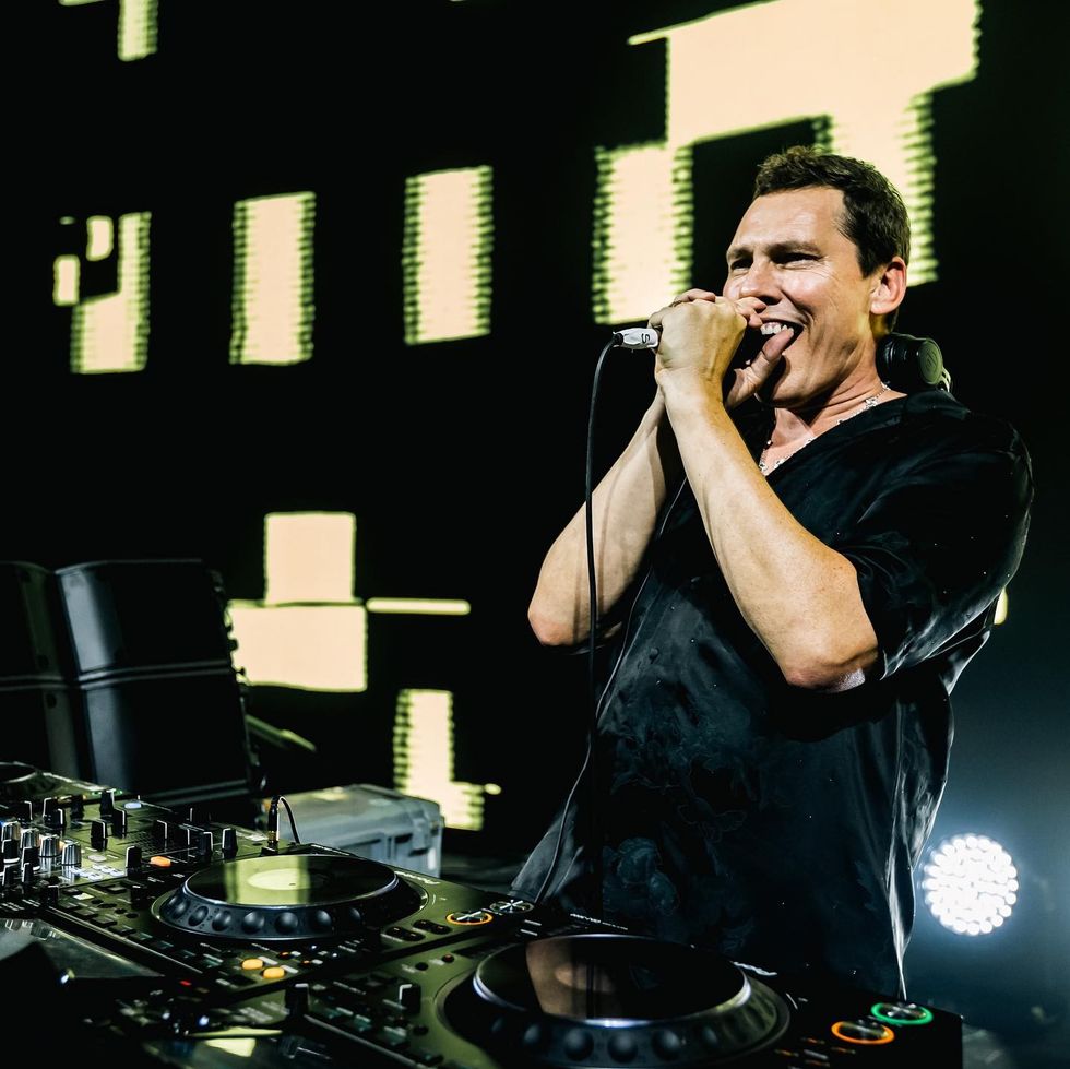 tiesto 1695672237 3199853106798363317 1540079