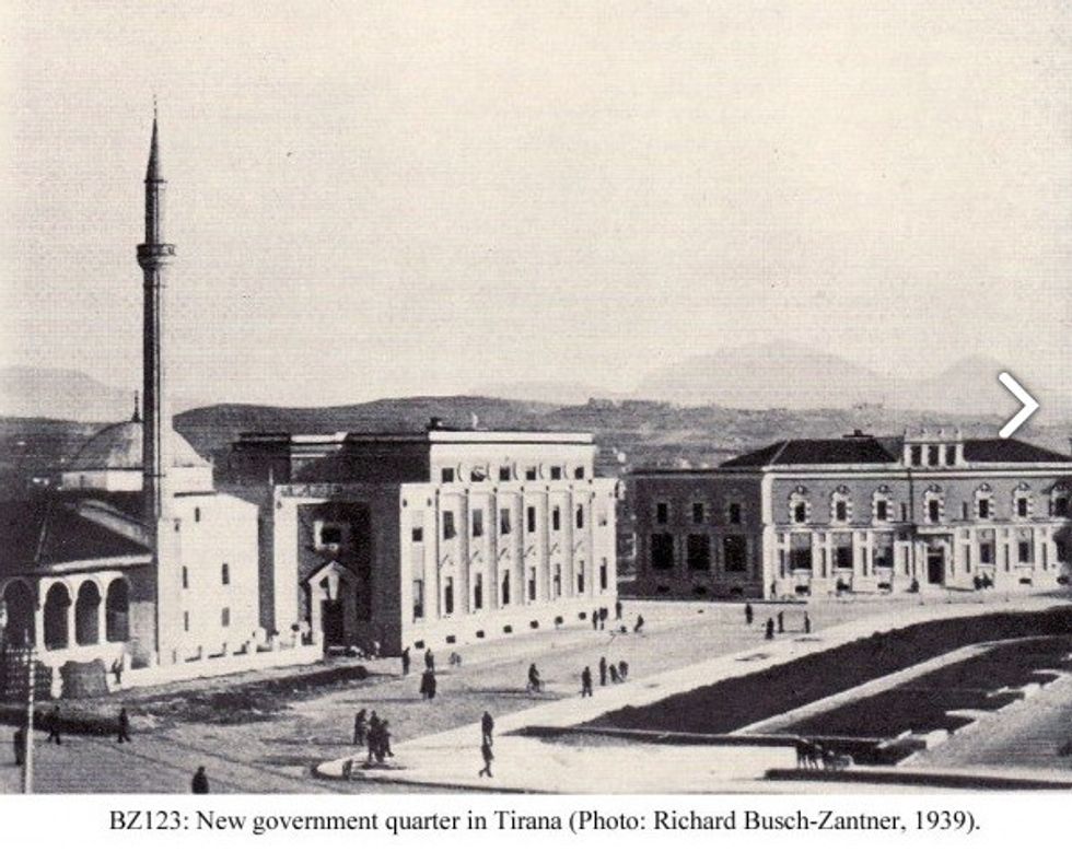 Tirana 39b