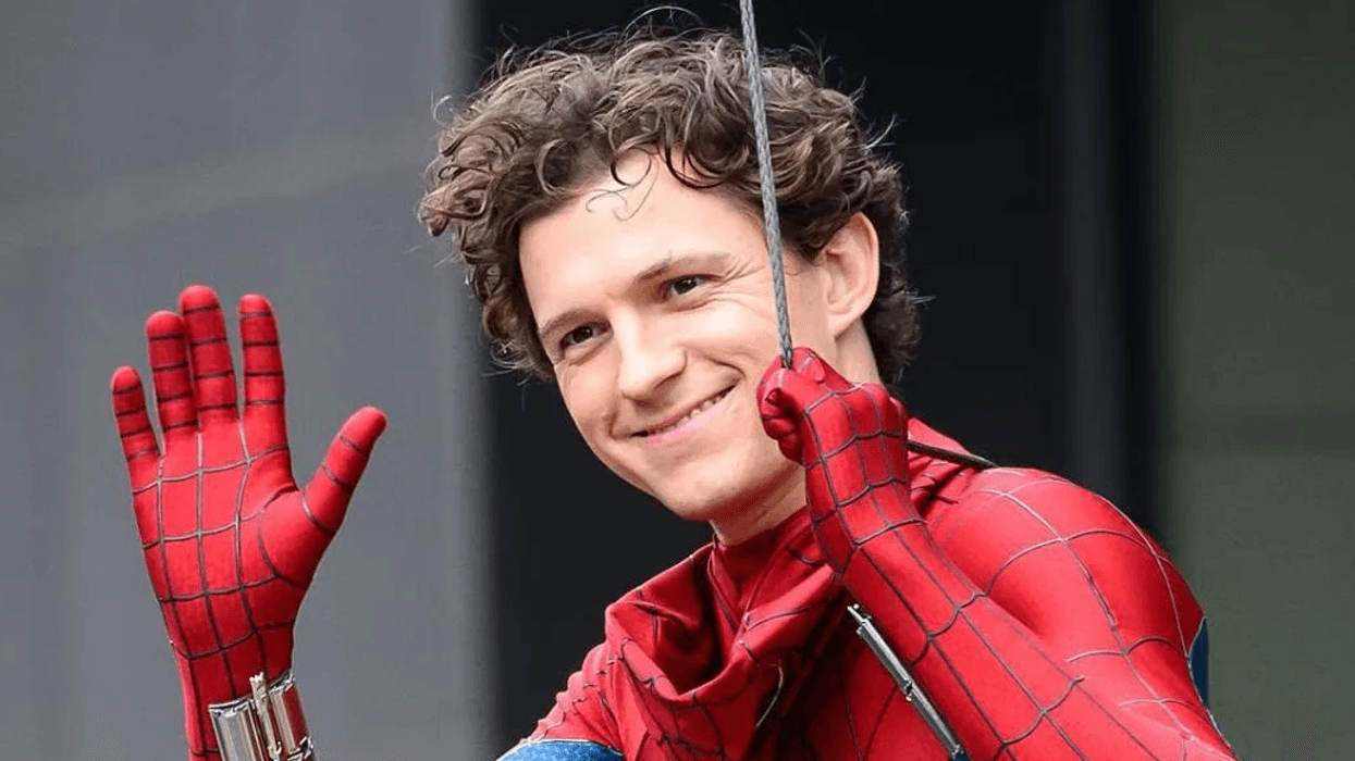 Tom Holland u shtrua në spital pasi pësoi tronditje gjatë xhirimeve të filmit “Spider-Man: Brand New Day”