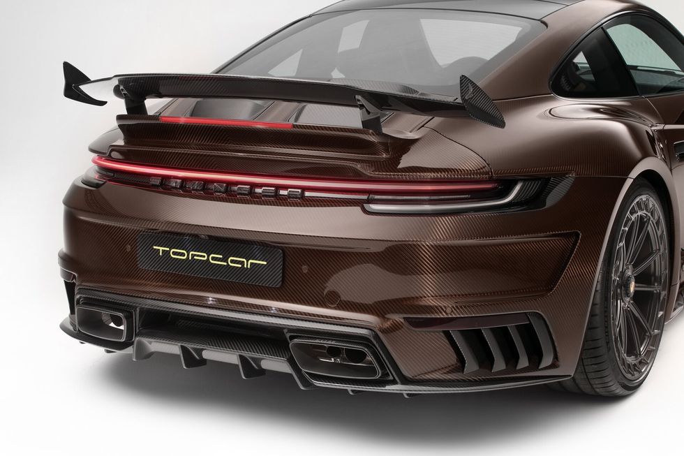 Topcar Porsche 992 Stinger GTR Limited Carbon Edition brown 10
