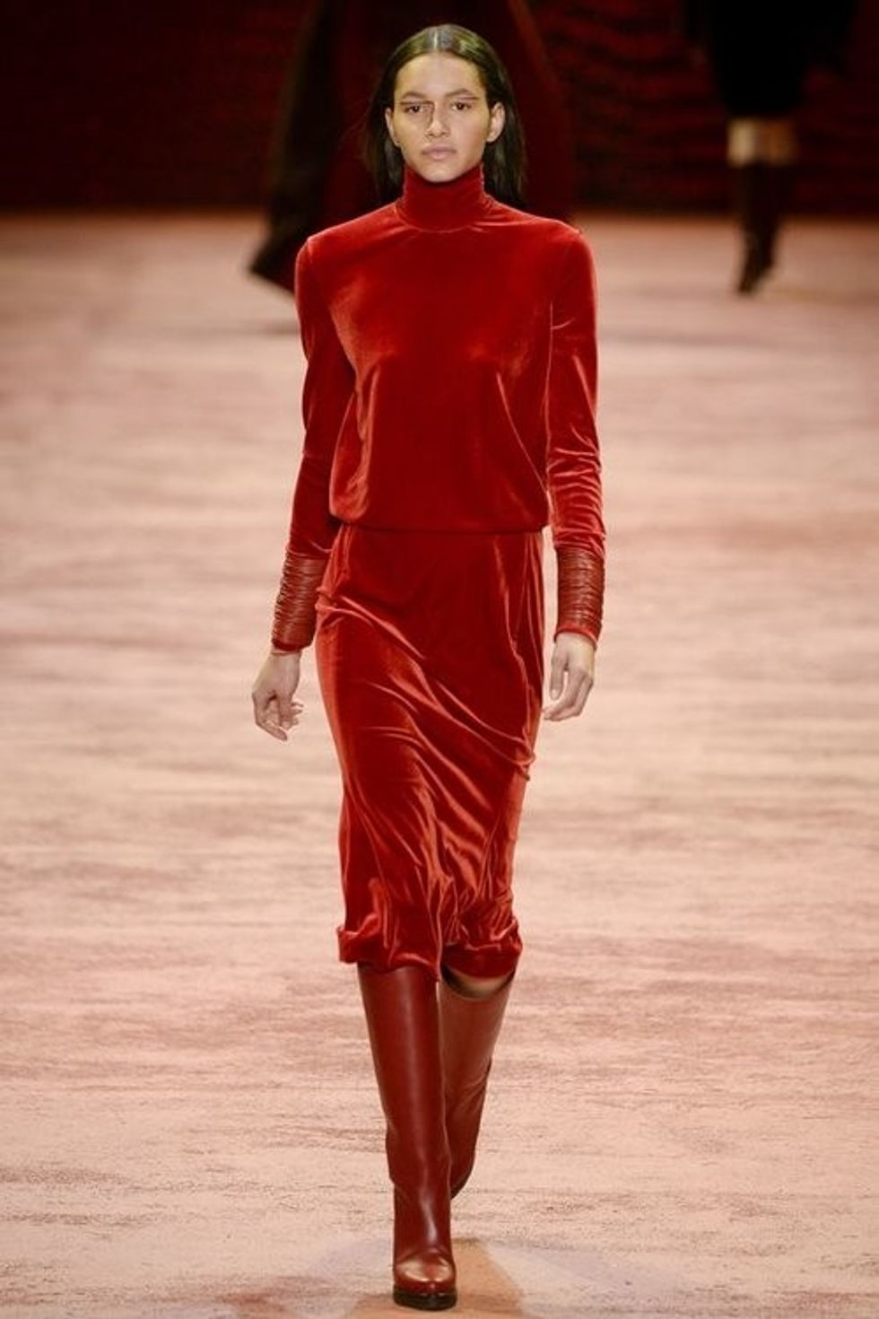 TopVelvetFashionTrendsforwinter aikasLovecloset japanese seattlestylefashionblogger coloredhairAllredvelvetrunway