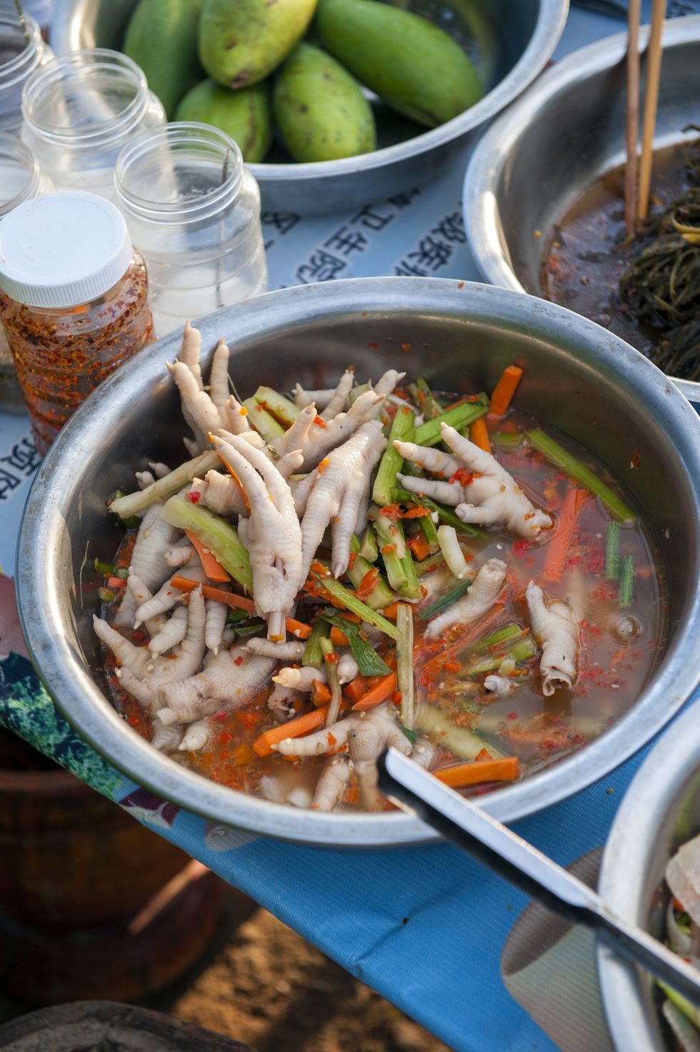 Townsend zien këmbët e pulës çdo natë për darkë