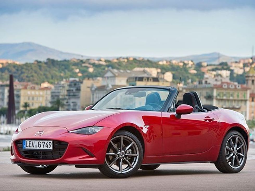 toyota-bashkon-forcat-me-mazda-per-te-krijuar-nje-alternative-me-ekonomike-foto-2