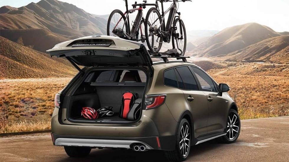 toyota corolla trek 3