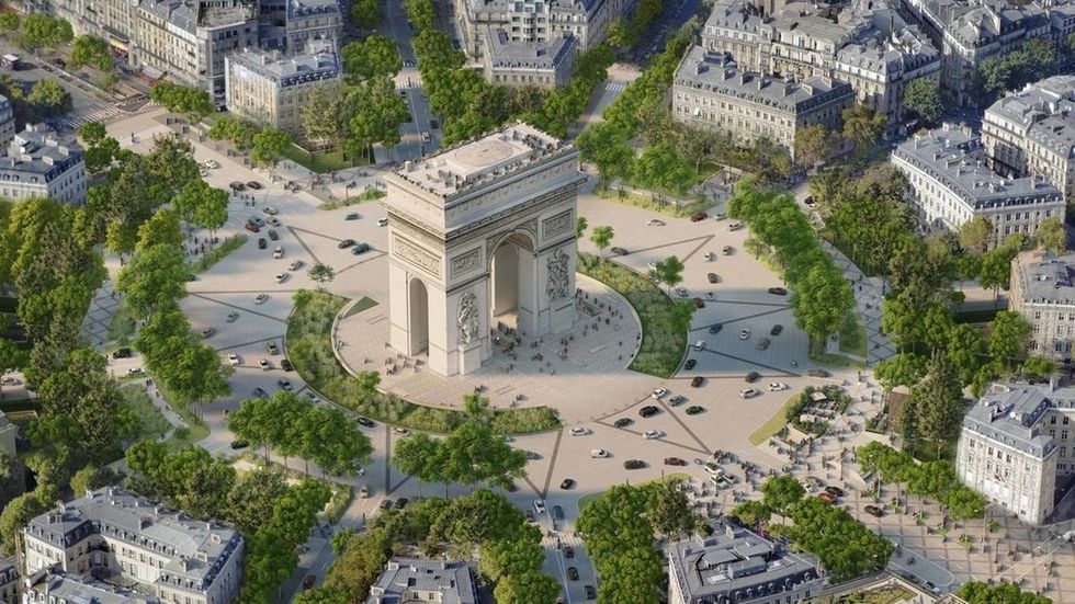 tr10 jan champs elysees