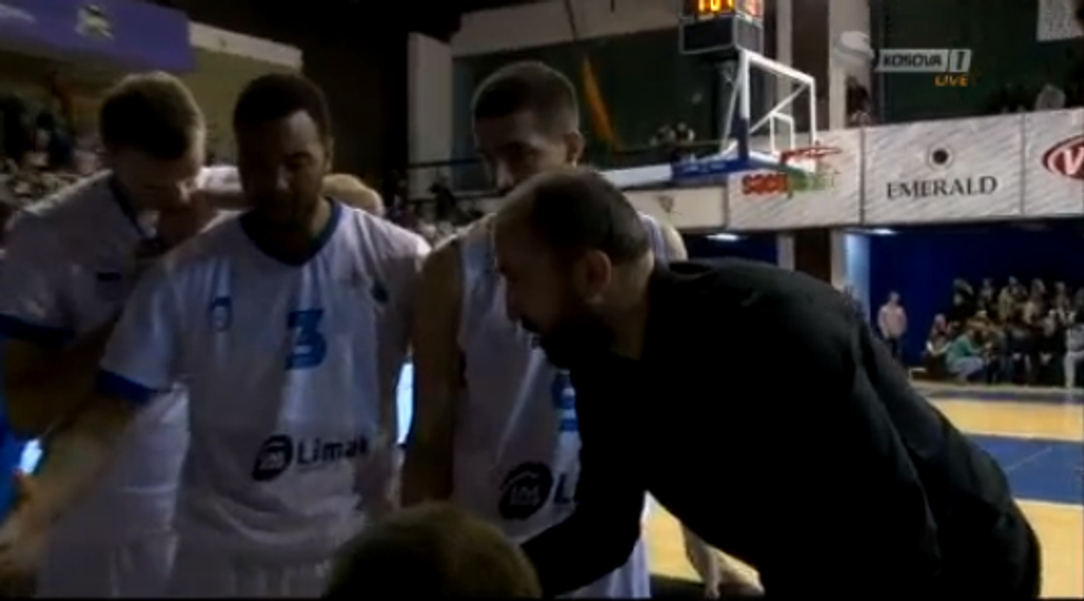 Trajneri i Sigal Prishtinës tentoi të rikthente skuadrën e tij, por fitorja nuk u arrit!