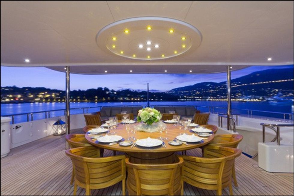 Troyanda-Super-Yacht-005