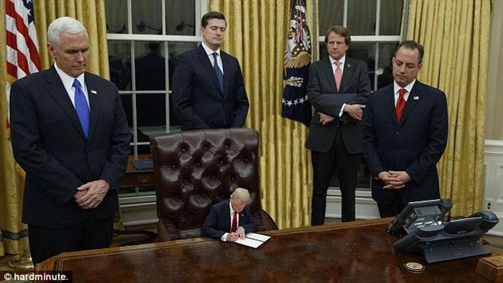 trumpi03