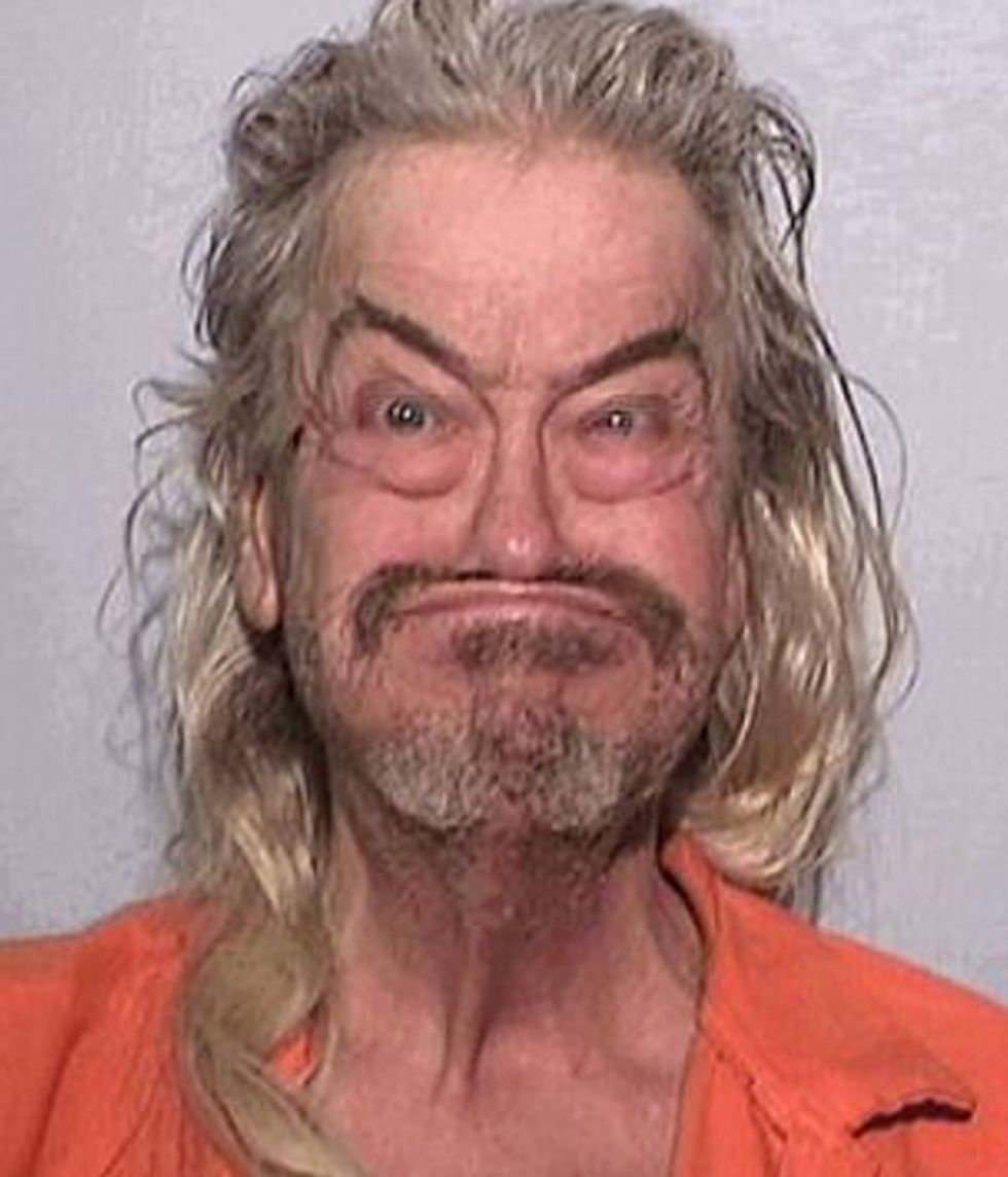 U deklarua i pafajshëm dhe bëri grimasën e çuditshme kur doli në fotografi foto 2