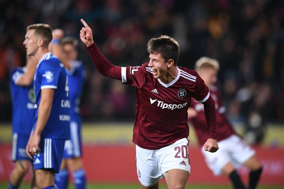 uhls6giPQiNSq6vQwGerPdOcNfRzl48r27w7o2xcUGQ