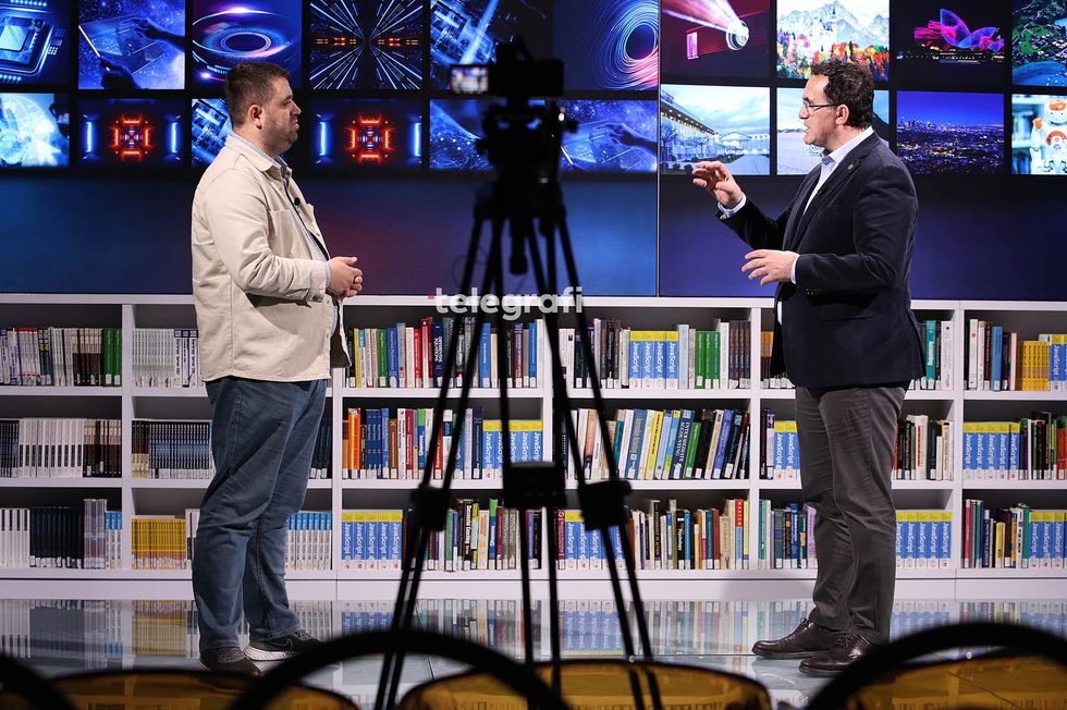 Universiteti UBT Prof Dr Edmond Hajrizi foto Ridvan Slivova 18