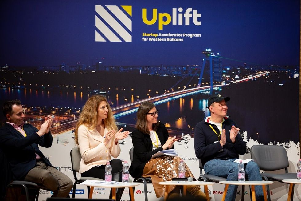 Uplift 290