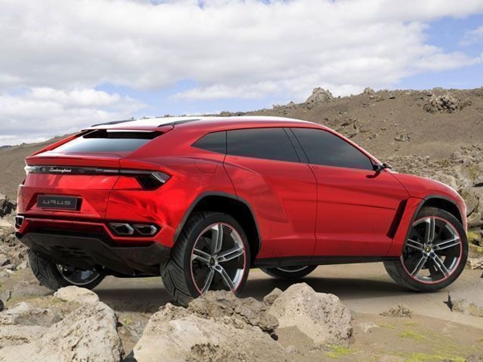 Urus i ri nga Lamborghini do te jete i pershtatur per familjare dhe gra beqare foto 3