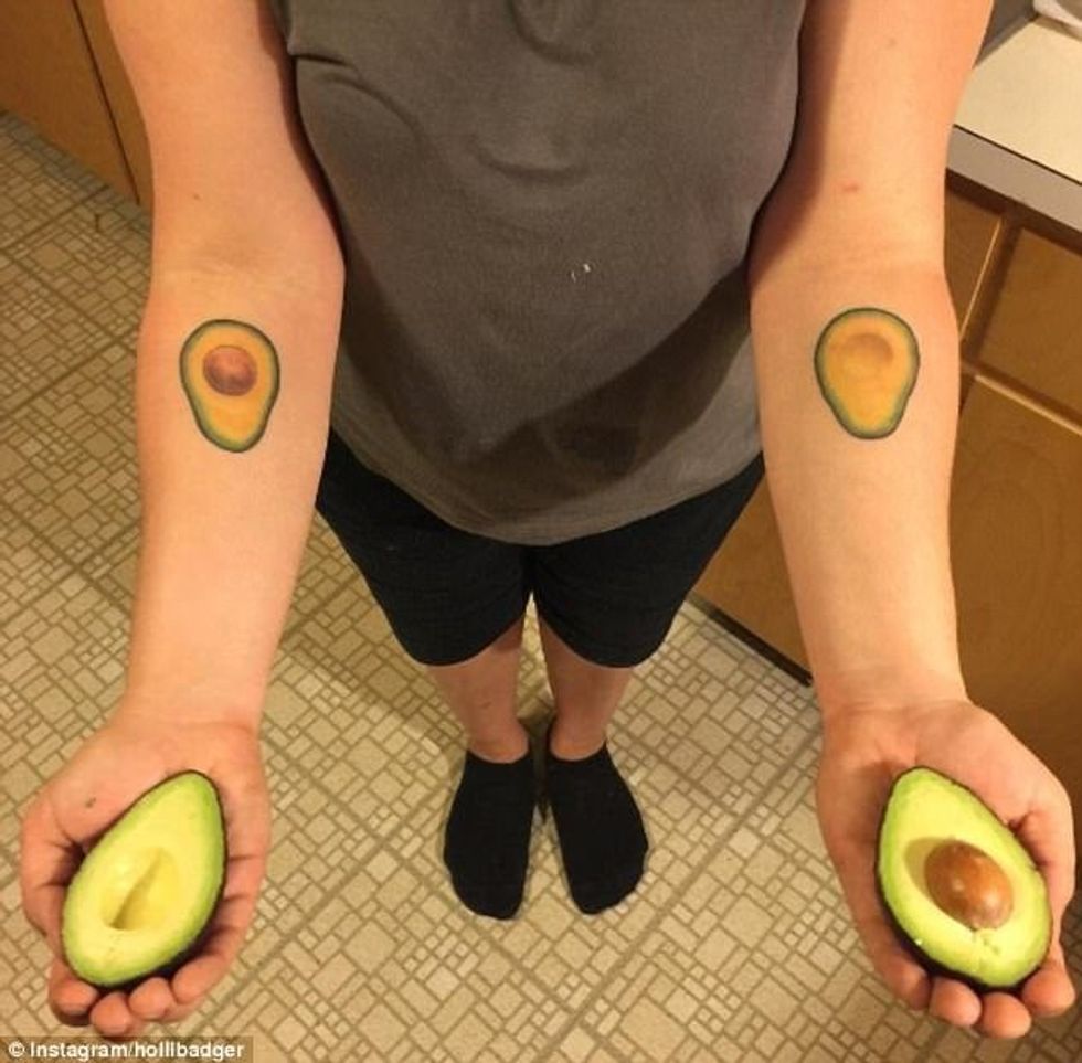 Ushqimet dhe pijet e preferuara i bënë tatuazhe nëpër trup foto 2