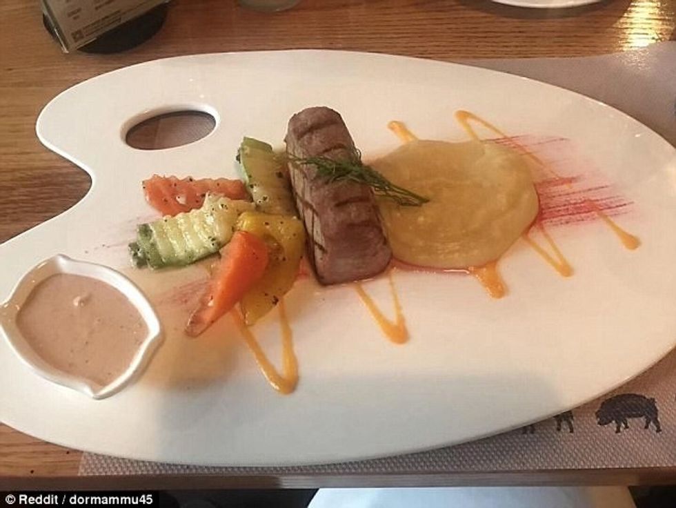 Ushqimet e servuara në çfarëdo tjetër pos ne pjatat e zakonshme foto 4