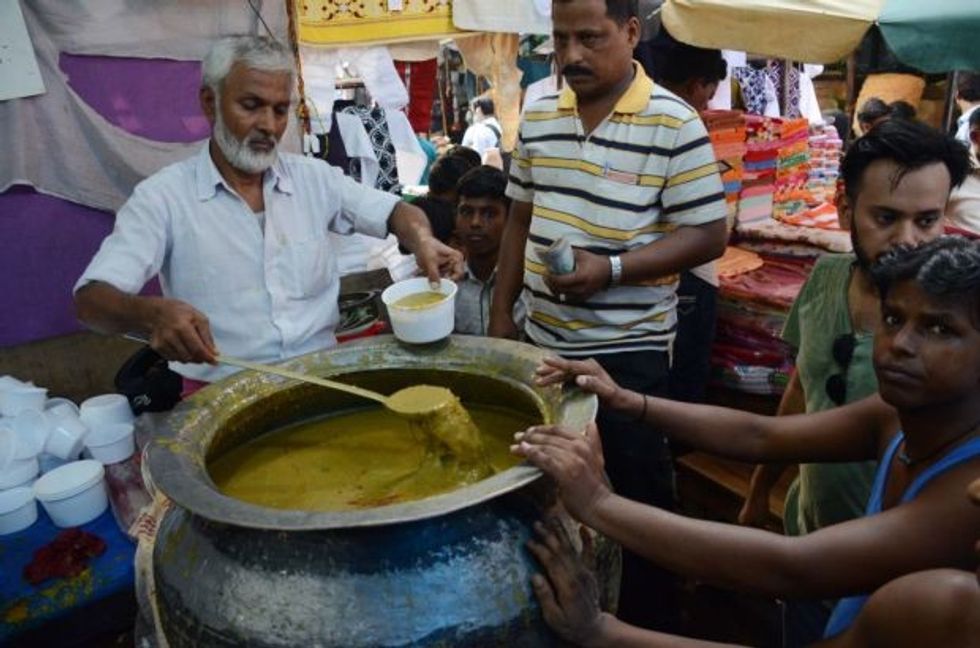 Ushqimet që hanë njerëzit në vende të ndryshme të botës për Bajram foto 6
