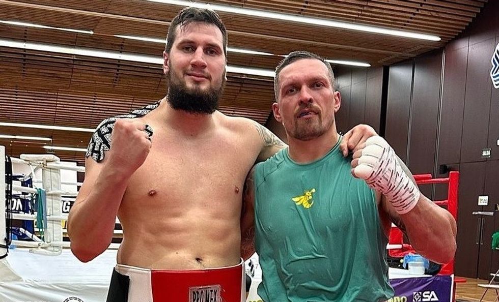 Usyk sparring