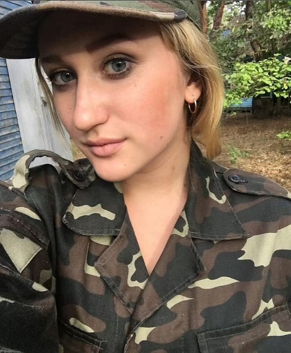 v