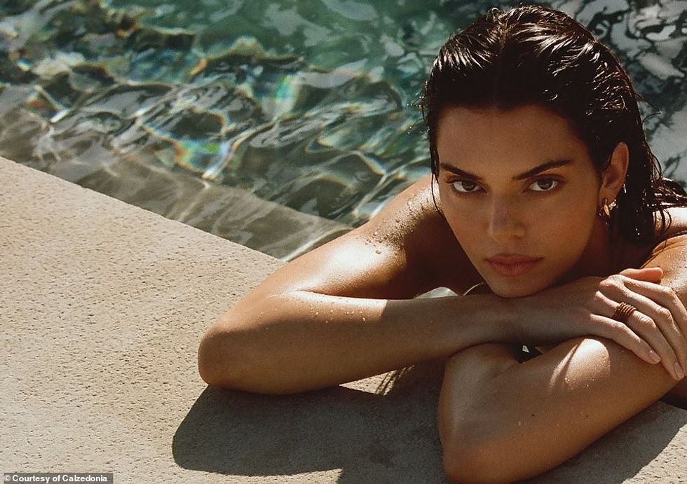 Vajza këmbëgjatë 28-vjeçare e Kris Jenner është fotografuar nga Cameron Hammond