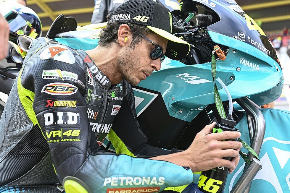 valentino rossi petronas yamah 1
