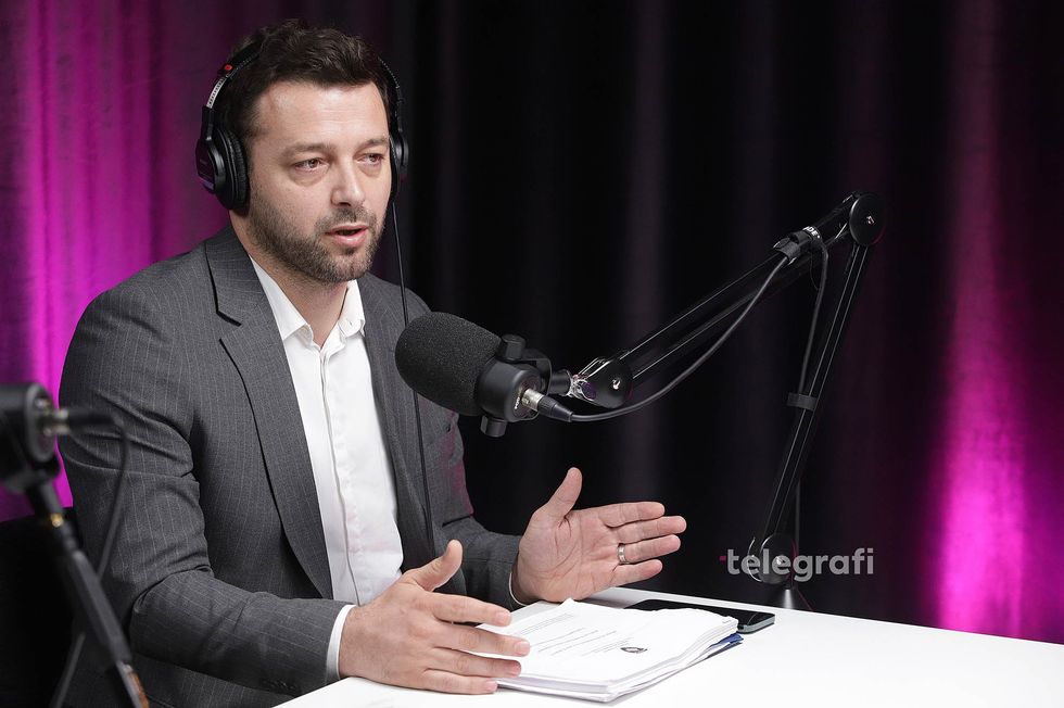 Valon Ramadani podcast interviste foto Ridvan Slivova 4