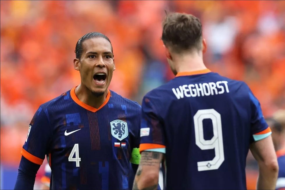Van Dijk2