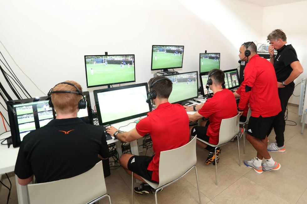 VAR 2
