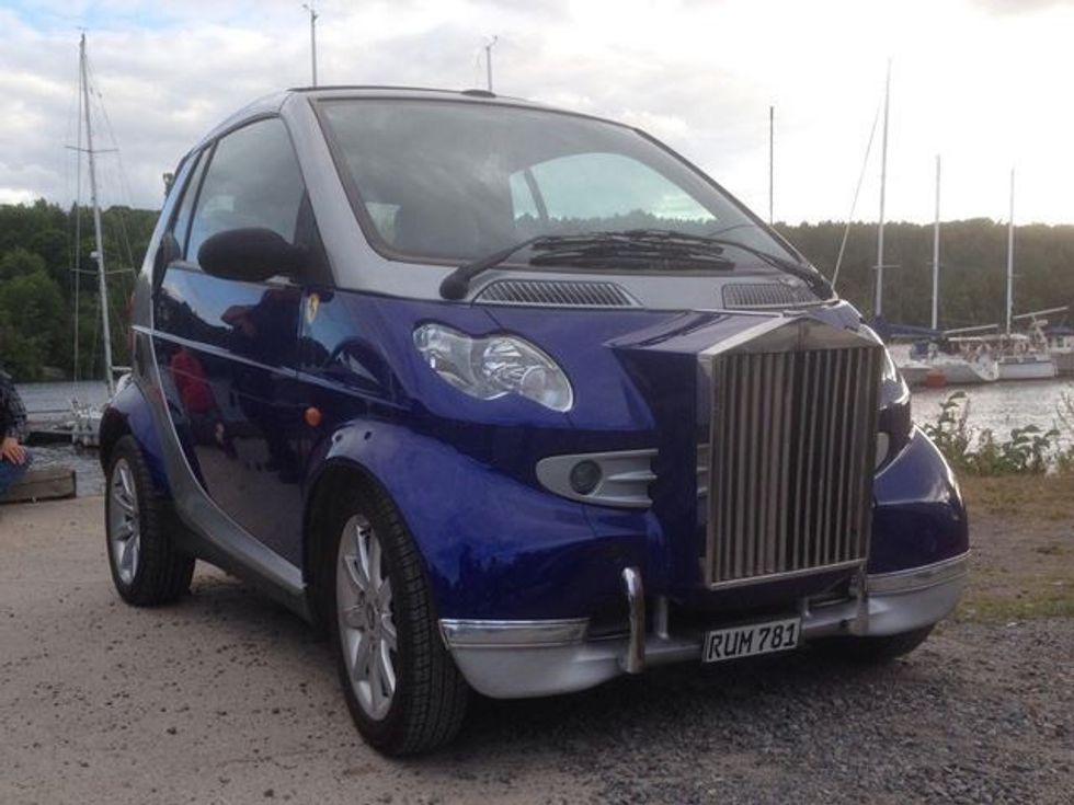 Vazhdon shëmtimi i veturave nga pronarët e tyre rastet me qesharake qe jane pare se fundmi foto 8