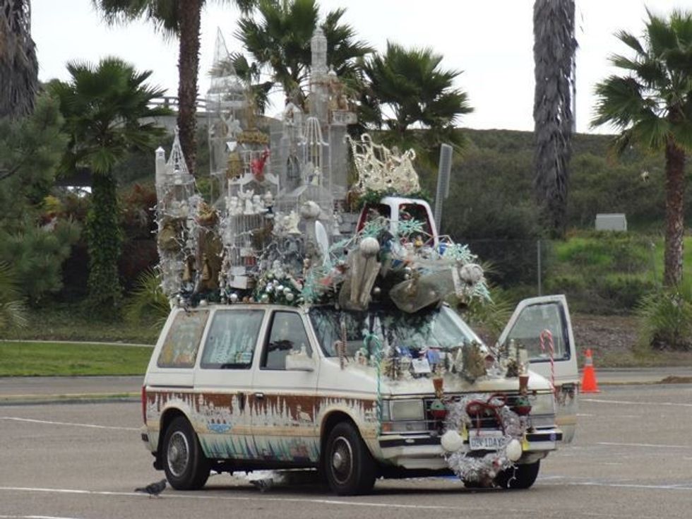 Vazhdon shëmtimi i veturave nga pronarët e tyre rastet me qesharake qe jane pare se fundmi foto 9