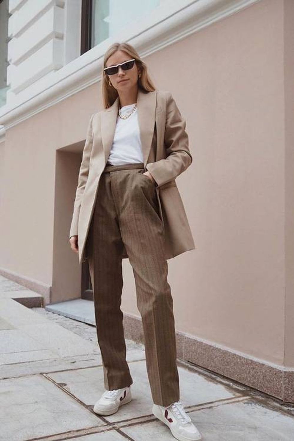 veja trainers 246846 1563466116130 image.c