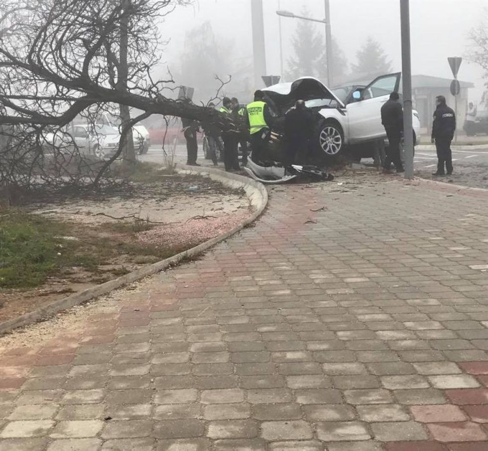 vetura-e-aksidentuar-ne-kercove