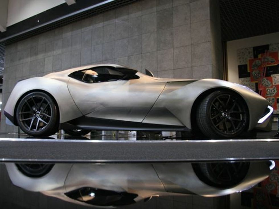 Vetura e punuar tërësisht nga titaniumi ka nje çmim mjafte te larte foto 9