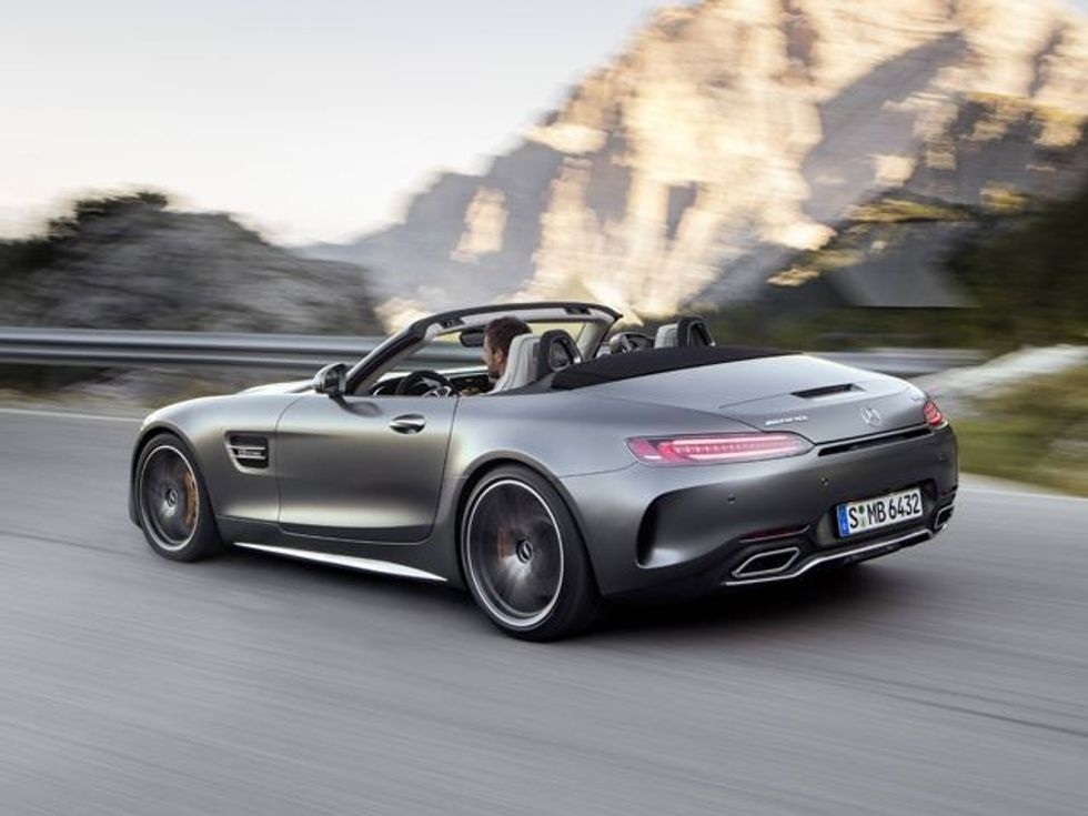 Veturat më të mira në Paris Motor Show 2016 foto 5