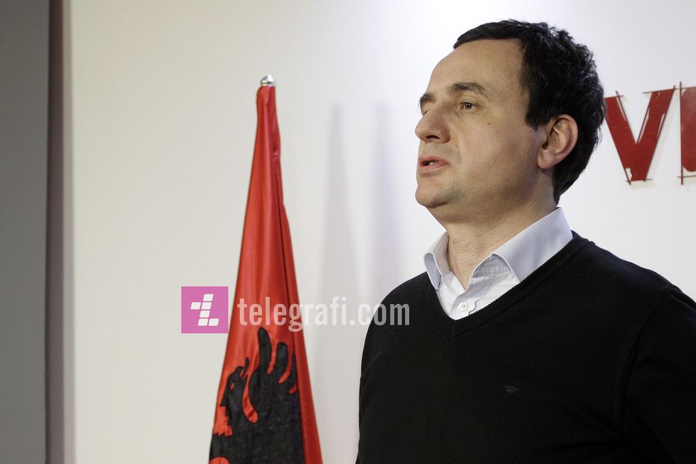 vetvendosje konference Albin Kurti foto Ridvan Slivova 01