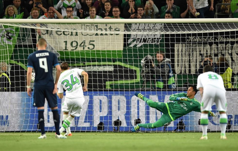 VfL+Wolfsburg+v+Real+Madrid+CF+UEFA+Champions+BKmfKZKZjSbx