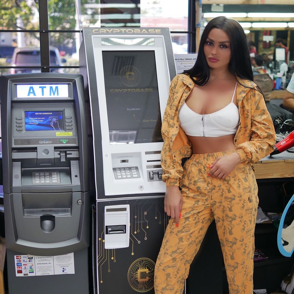 vildanezeneli 30591776 162150124454578 1088239829705031680 n