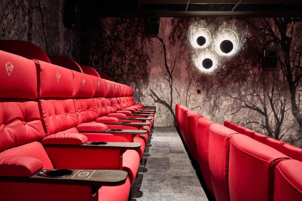 Vip Relax seats photo by IvanIvanisevic.com 2 scaled