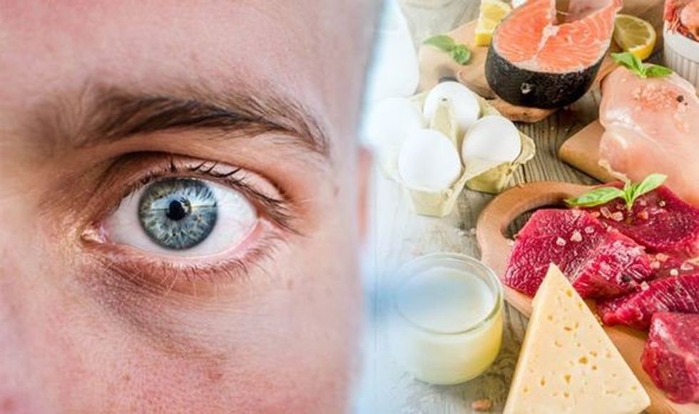 Vitamin B12 deficiency symptoms The sign in the eyes you could be lacking B12 1174229
