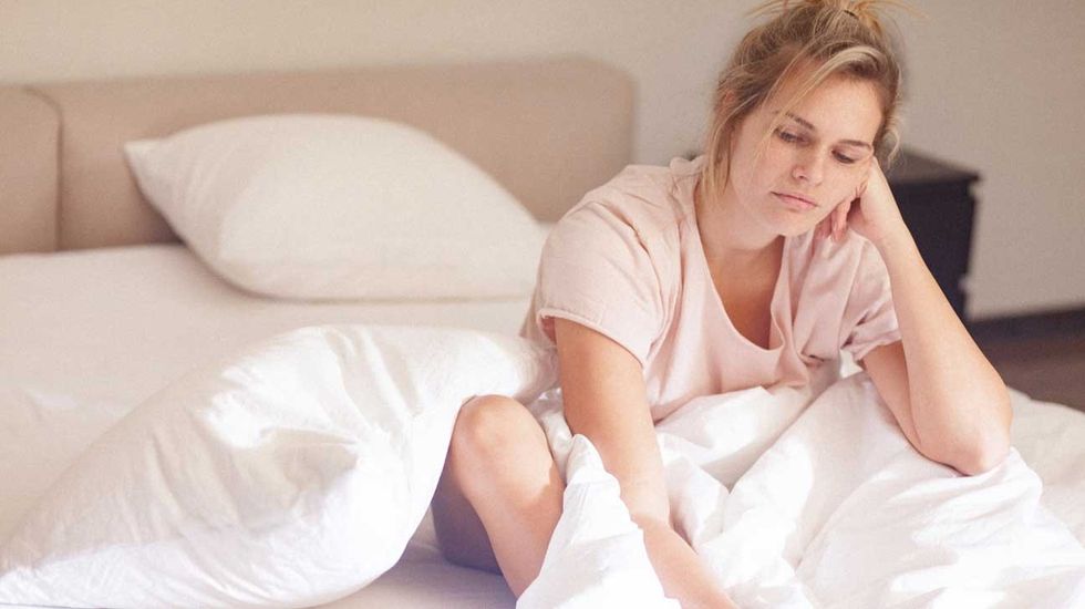 vitamin d deficiency symptoms feature