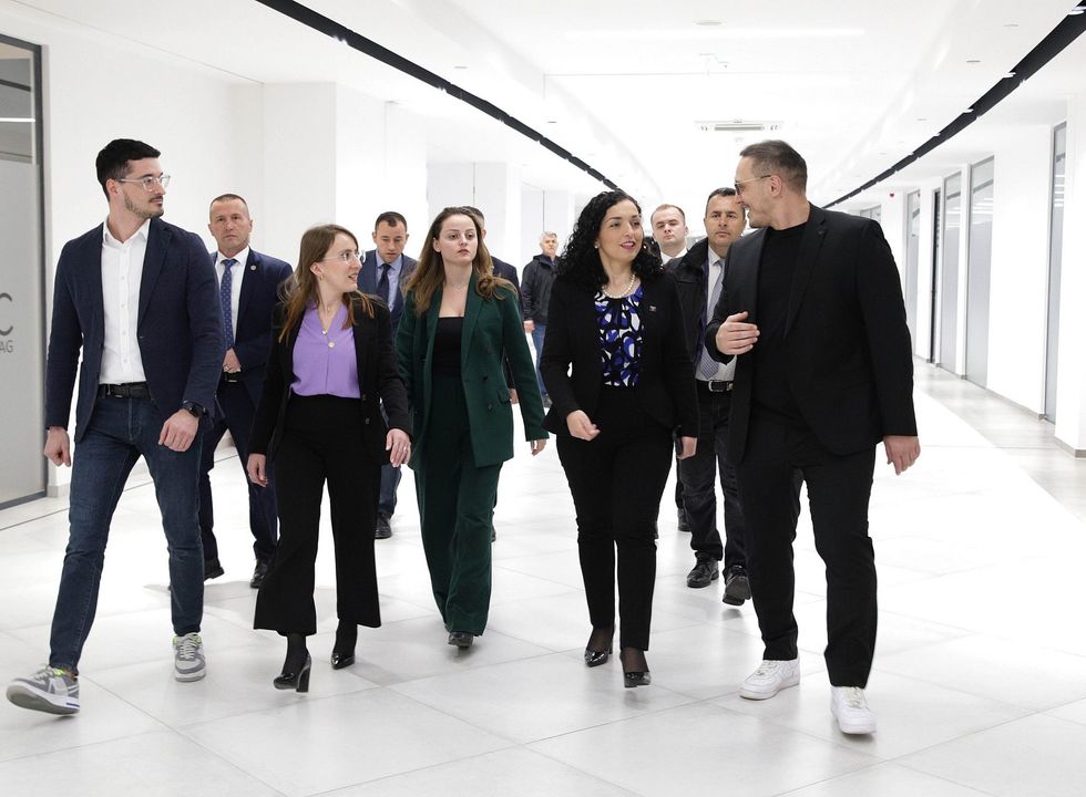 vizita e Vjosa Osmanit ne kompanin Numarics foto Ridvan Slivova 4 scaled e1710927112838