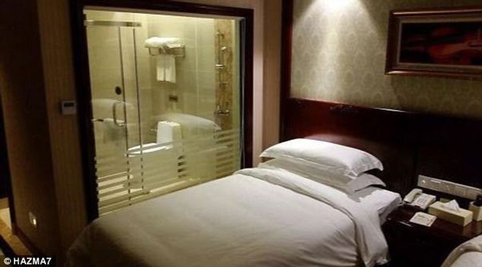 Vizitorët tregojnë ambientet më të çuditshme që kanë parë në hotele foto 8