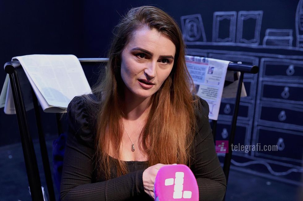 Vjose Tasholli aktore Shfaqja Dhoma e Dites foto Ridvan Slivova 4