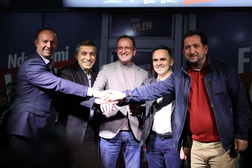 vlen opozita shqiptare