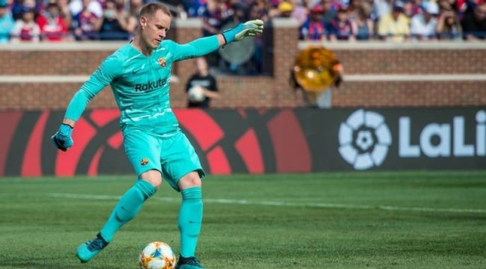 VnHWEb9LxVh2FpkL2xfY3G 650 80