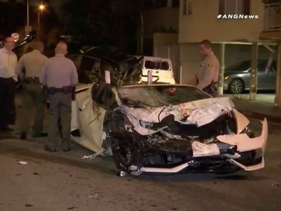 Vodhën Lamborghini Huracane dhe e përplasën keq derisa garonin me një Bentley foto 5