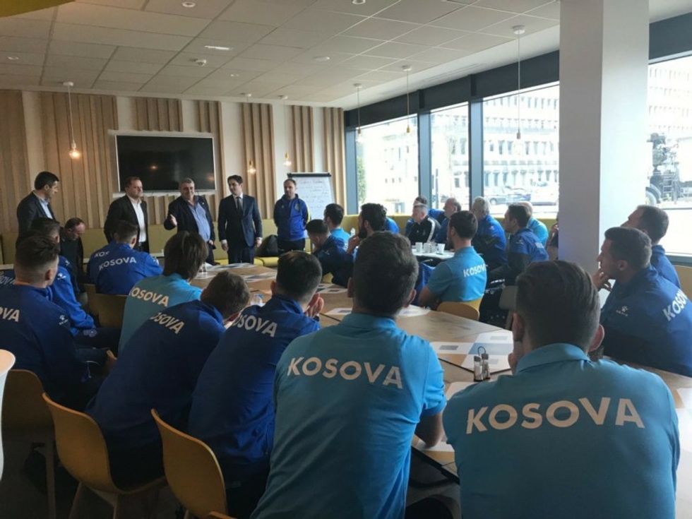 vokrri ambasadorigashi4