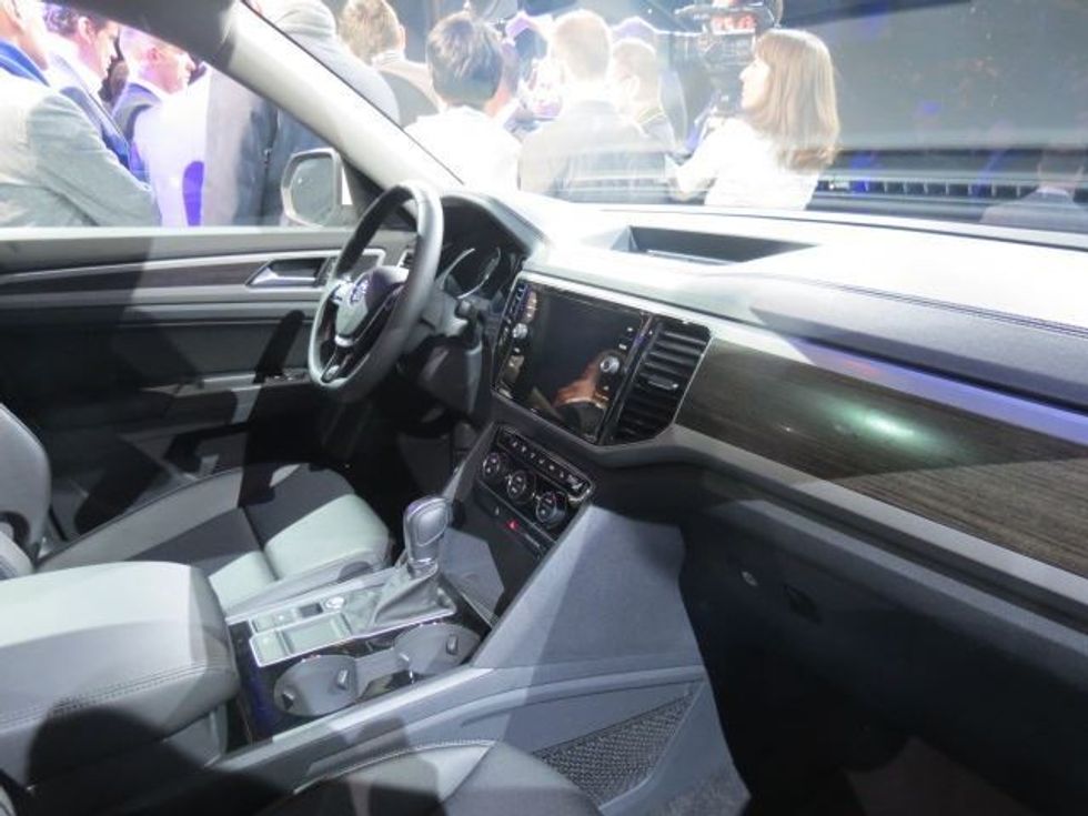 Volkswagen Atlas me çmim shumë të arsyeshëm foto 8