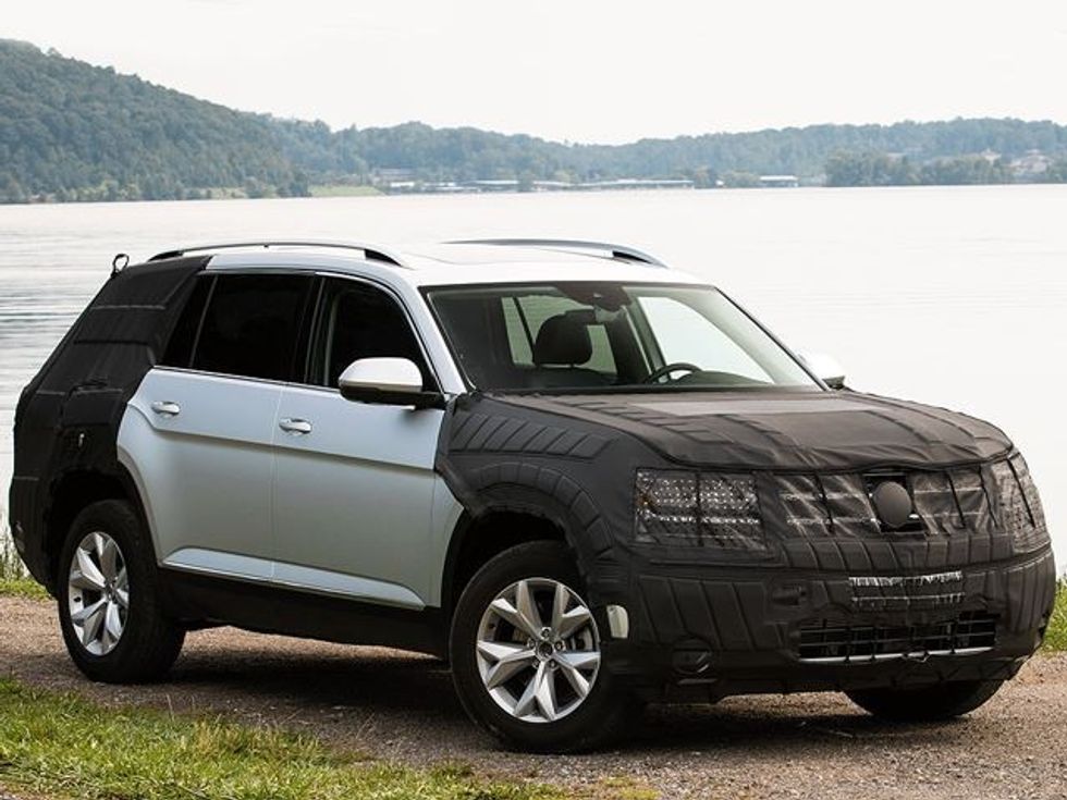 Volkswagen emëron modelin e ri në bazë të një perëndie greke foto 4