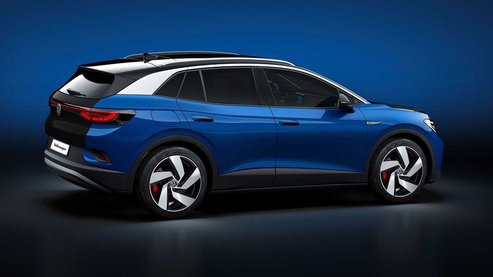 volkswagen id.4 gti side