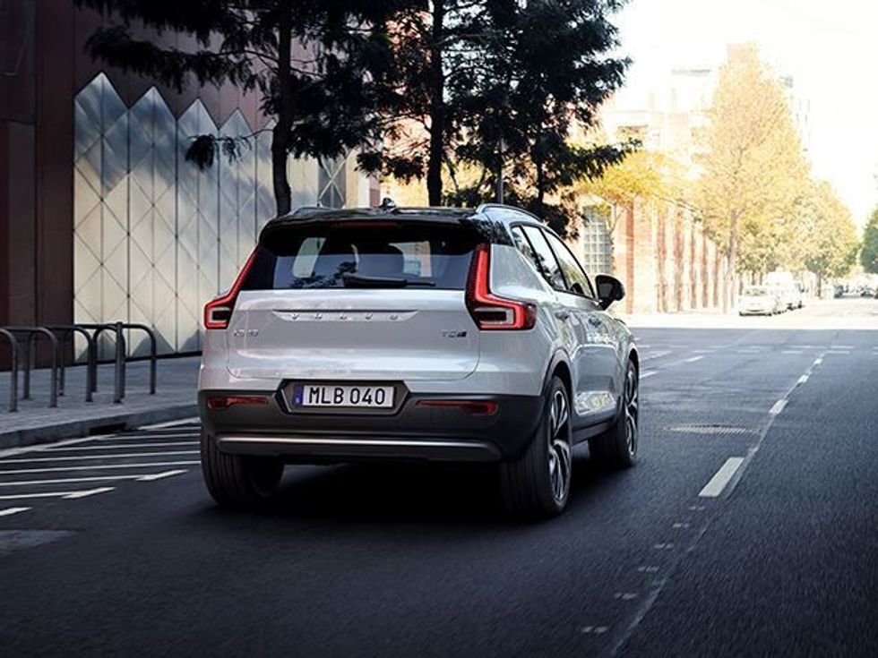 Volvo CX40 është rivali kryesor i Range Rover Evoque dhe Jaguar E Peace foto 4